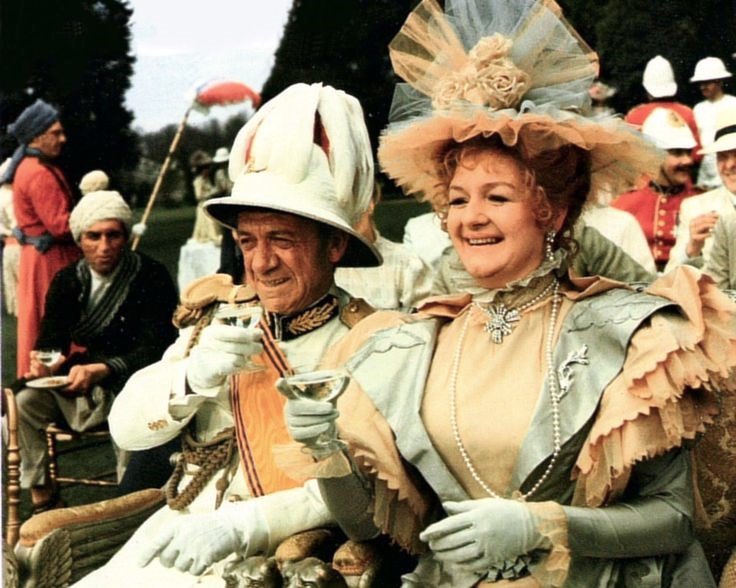 analgesicsleep's tweet photo. Joan Simms in “Carry On Up The Khyber”
#MadWed #CarryOnUpTheKhyber #CarryOn #JoanSimms https://t.co/f6wwPckpKh