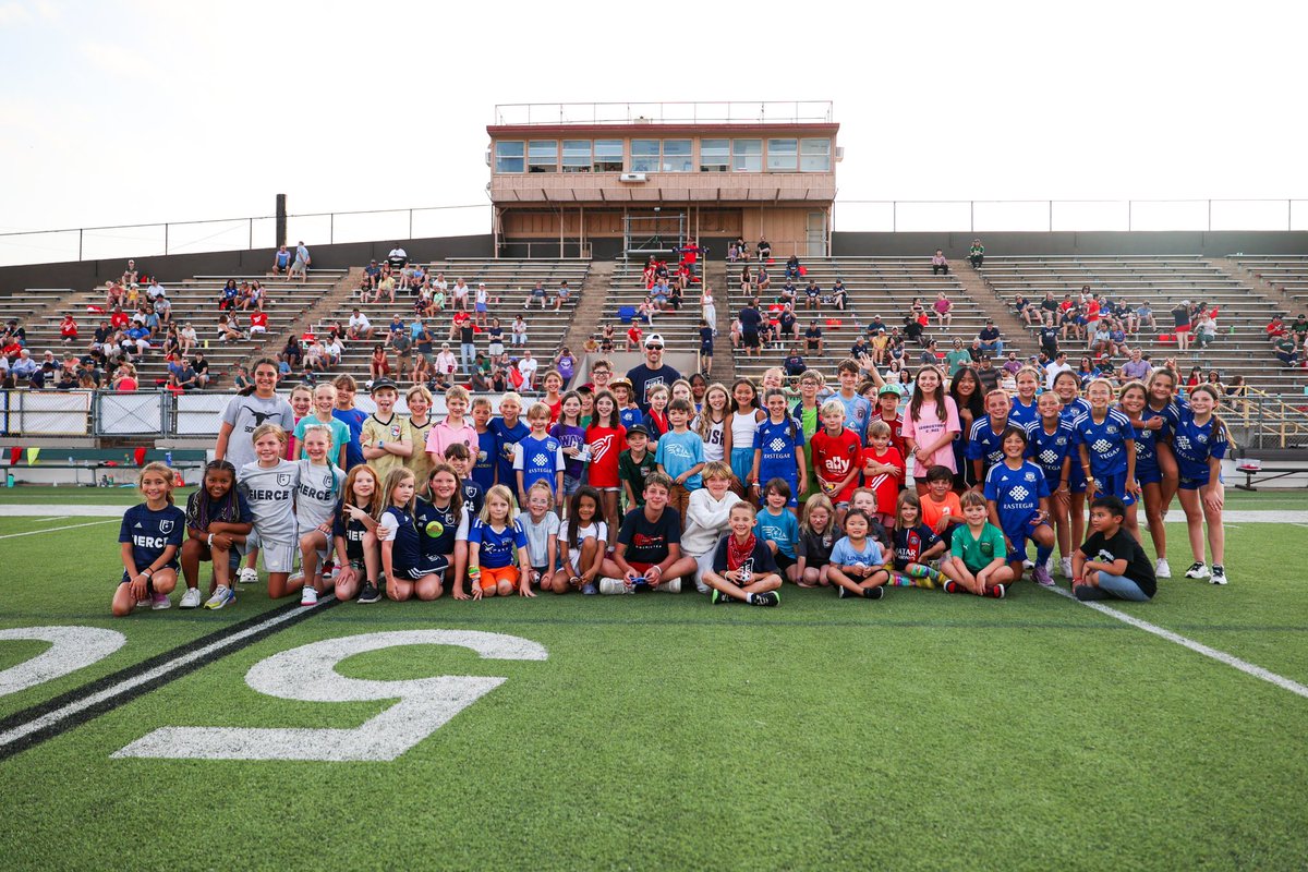 Austin Rise FC (@austinrisefc) on Twitter photo So great to see <a href="/brad_stuver/">Brad Stuver</a> out here supporting Rise and our local Youth Soccer Clubs
📸 <a href="/ImagesMatthew/">Matthew Brooks Images</a> So great to see <a href="/brad_stuver/">Brad Stuver</a> out here supporting Rise and our local Youth Soccer Clubs
📸 <a href="/ImagesMatthew/">Matthew Brooks Images</a>