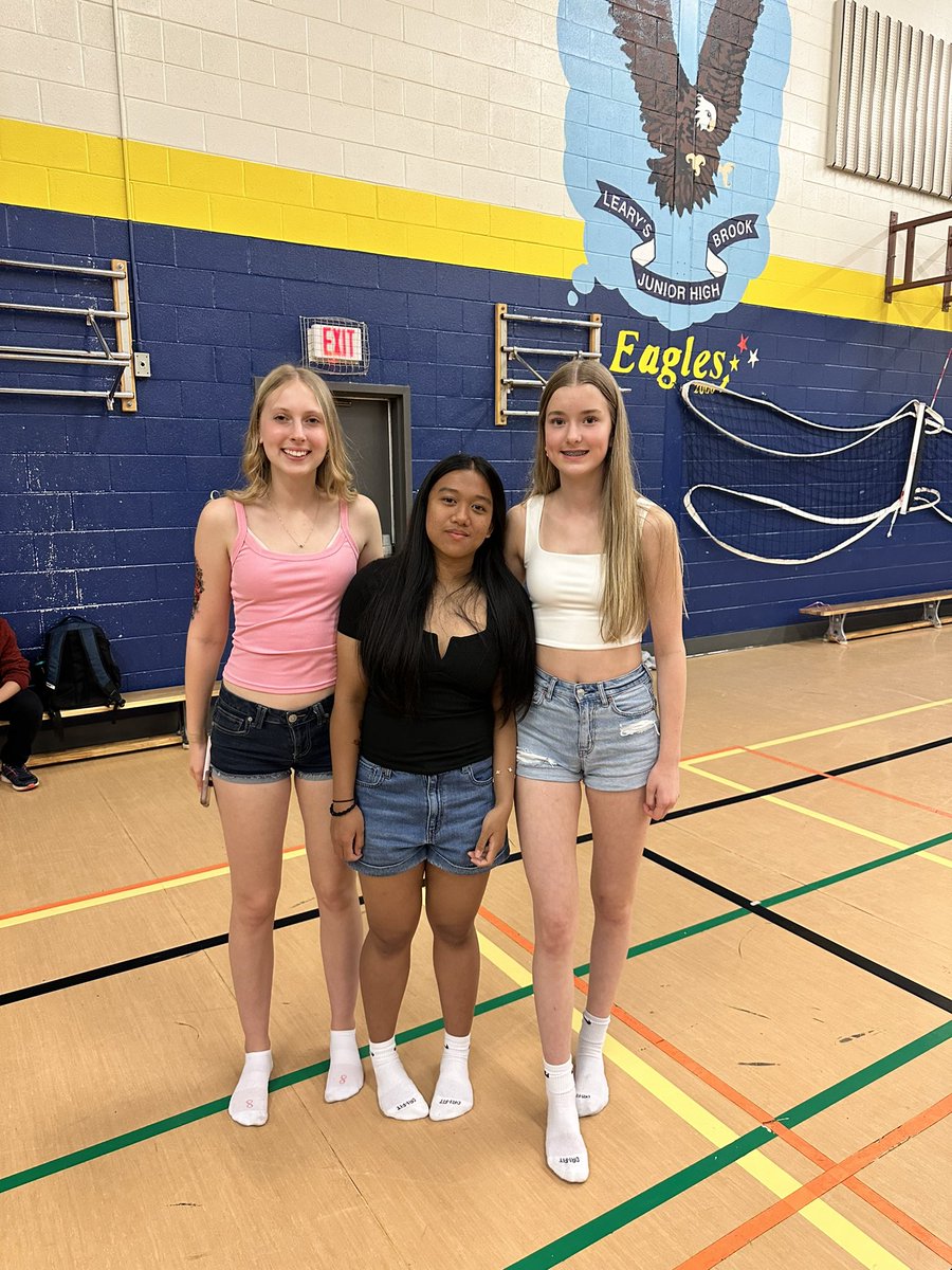 Ms. Danielle Kelsey tweet media