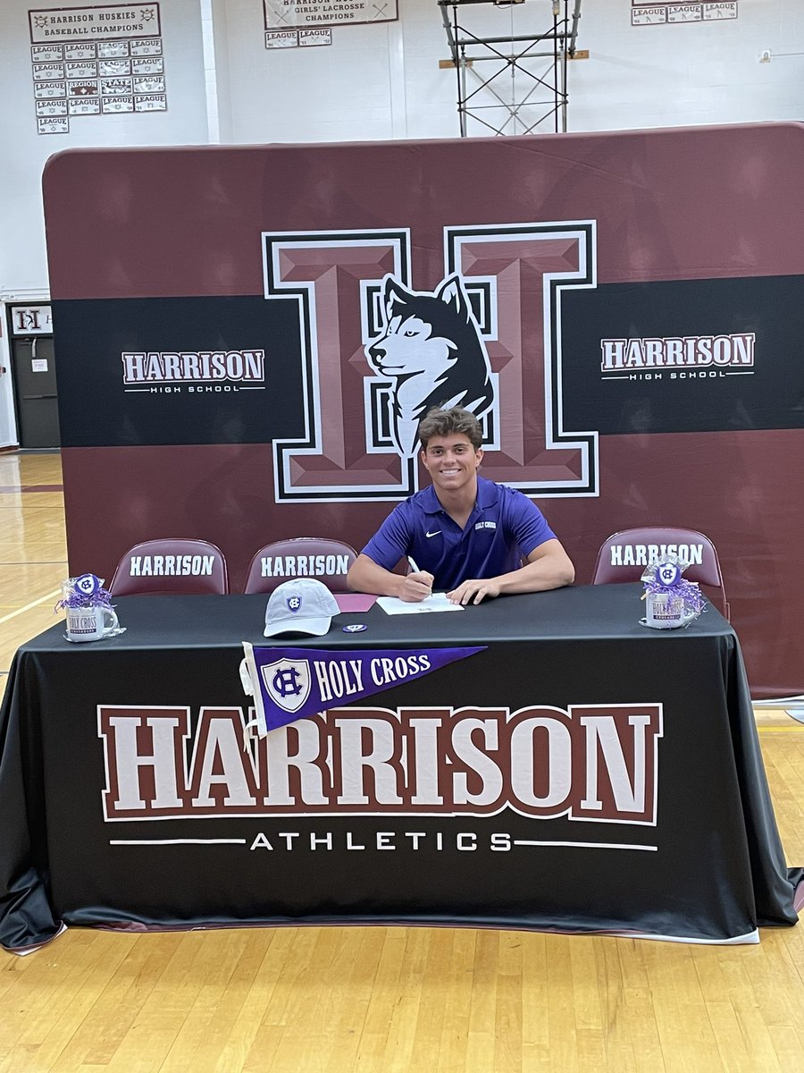 DGonzalezAAD's tweet photo. Congratulations to Marco Citro for his commitment to The College of the Holy Cross to continue his academic and baseball career! Best of Luck. Remember “Once a Husky, Always a Husky” 

@htown_huskies @HSKYbaseball https://t.co/2Go119fC5r