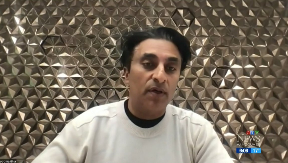 Vancouver Tenants Union (@yvrtenantsunion) on Twitter photo After Park Beach tenants rallied yesterday, <a href="/PlanARealEstate/">Plan A Real Estate </a>'s Anoop Majithia posited from his gold office: "I think that they were planning this no matter who bought the building”.
But Plan A isn’t just any landlord. Their notorious tactics against tenants go back a decade…🧵 After Park Beach tenants rallied yesterday, <a href="/PlanARealEstate/">Plan A Real Estate </a>'s Anoop Majithia posited from his gold office: "I think that they were planning this no matter who bought the building”.
But Plan A isn’t just any landlord. Their notorious tactics against tenants go back a decade…🧵