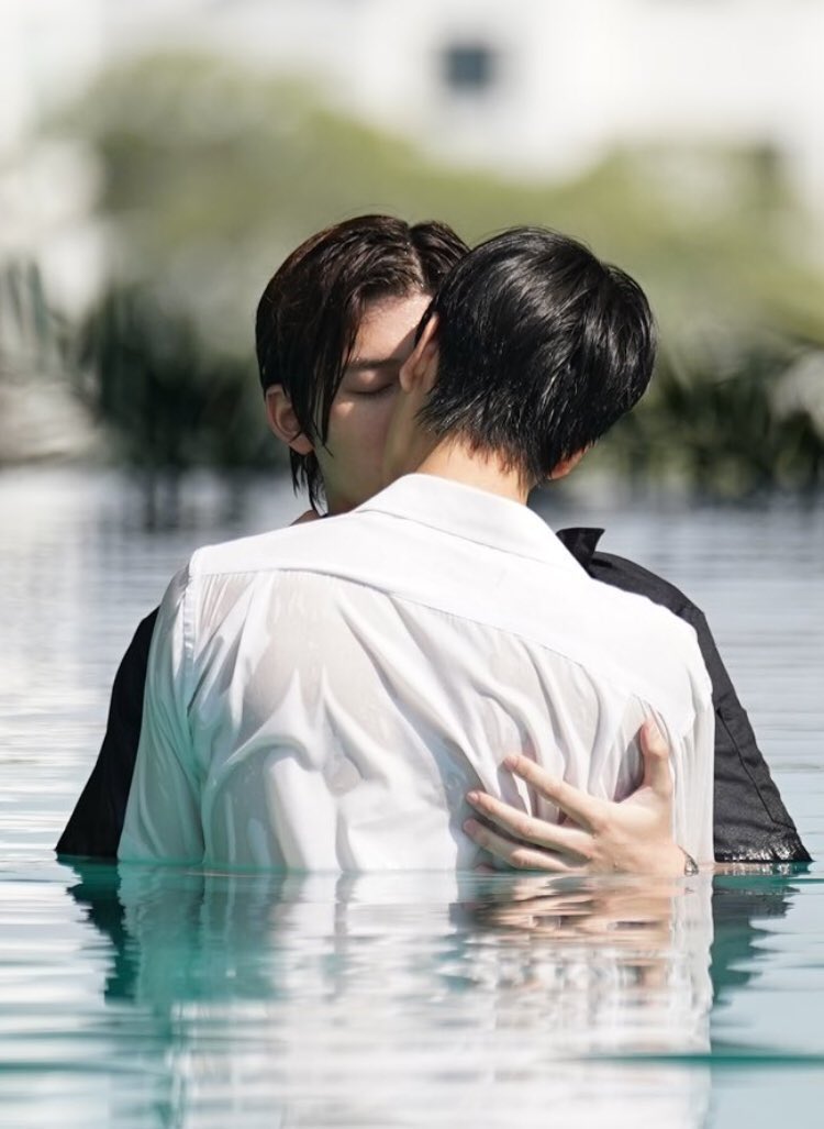 _ppspace's tweet photo. ทรงพลังมาก มือไม้ใดๆ 

PondPhuwin WeAre EP11

#WeAreSeriesEP11 https://t.co/BDY016Nz1R