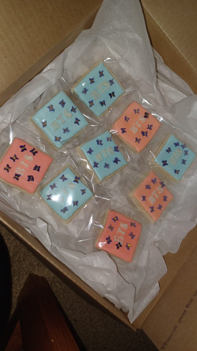 alaskabtsarmy's tweet photo. Bangtan cookies have arrived! Please remember these are limited quantity so it's first come first serve! 
#11bestwishesak

-🐼 https://t.co/phREoP1g0O