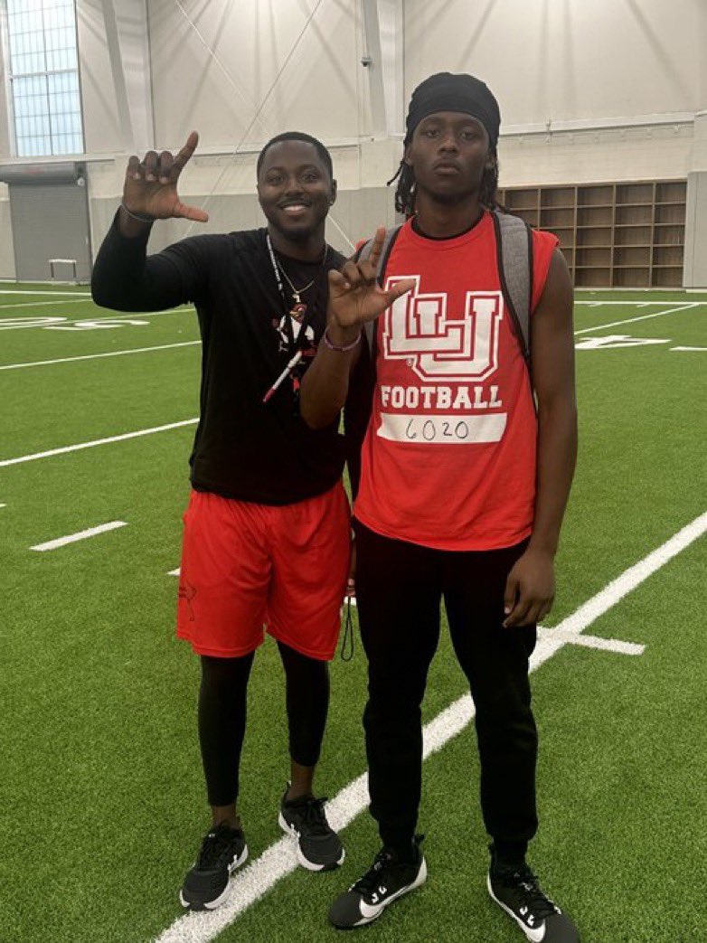 Had a great time at the Lamar camp big thanks to <a href="/CoachDouglasIII/">James Douglas III</a> for the invite !!
<a href="/LamarFootball/">Lamar University Football</a>