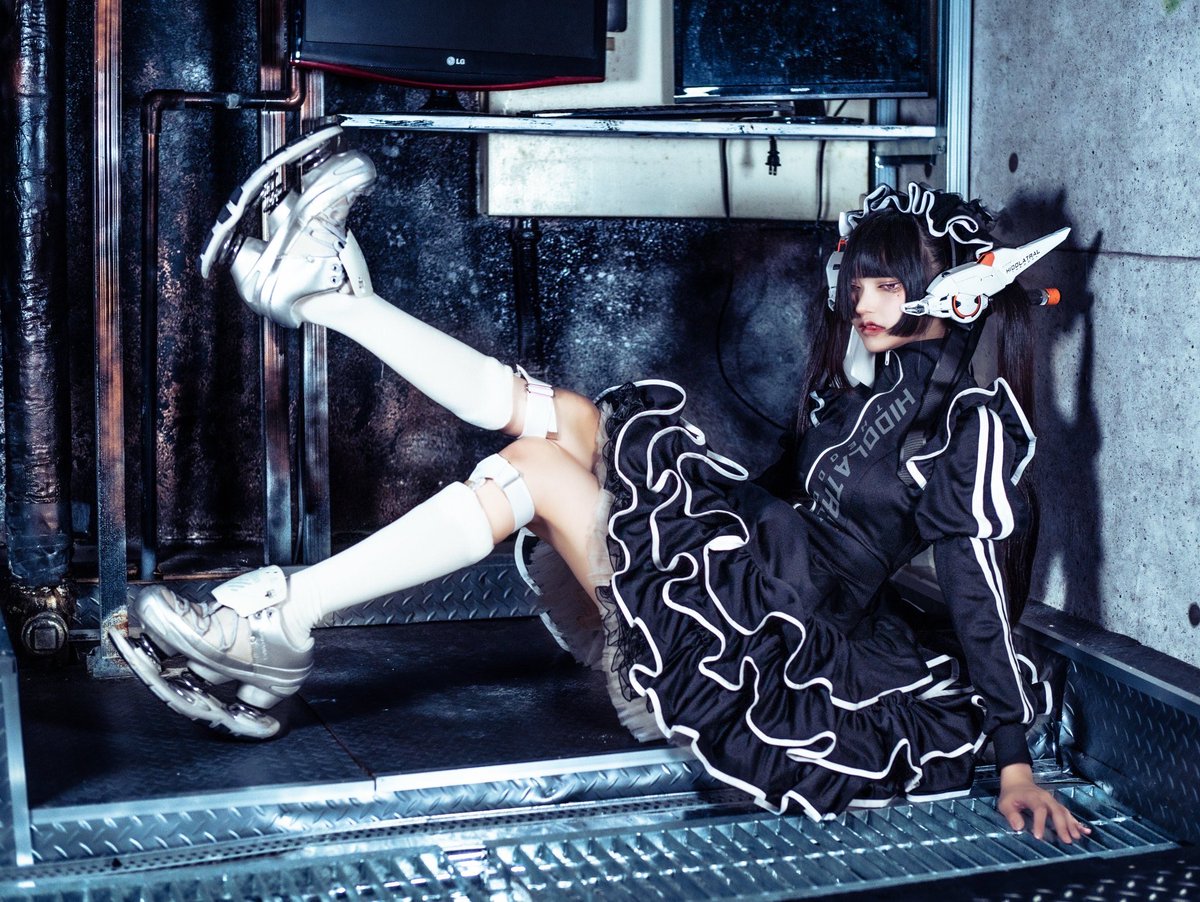 EVENT

"HIDOLATRAL THEODOL" LAUNCH EVENT

高嶺ヒナプロデュース HIDOLATRAL THEODOLの取り扱いが6月16日よりスタート！

更にそれを記念して6月16日(日)にはプロデューサー高嶺ヒナ(<a href="/tknhn1234_tknhn/">🚭🥀高嶺ヒナ🥀🚭1stフォトブック発売</a> )来店決定！

開催店舗
ROYALFLASH神宮前 
期間
6/16(日)

#高嶺ヒナ #hidolatraltheodol