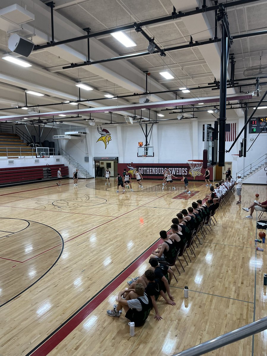 ShamrockBasket1's tweet photo. Denver bound! Stopped off to scrimmage the Swedes of Gothenburg! Thanks @SwedesBBball for the afternoon! #RunItOut #Family https://t.co/IT2Yftls5i