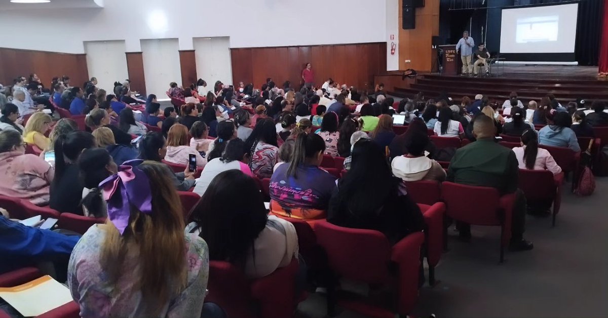 CatedralCDCE's tweet photo. En el C.E. Fermín Toro, hoy se efectuó el Encuentro con Subdirectores Académicos, Técnicos de todos los Niveles y Modalidades, Coordinadores de Educación Básica y Calidad Educativa Parroquial.
#CreemosEnNuestraGente 
@NicolasMaduro
@_LaAvanzadora
@MPPEDUCACION
@CDCECaracas https://t.co/TAdmWA3qZz