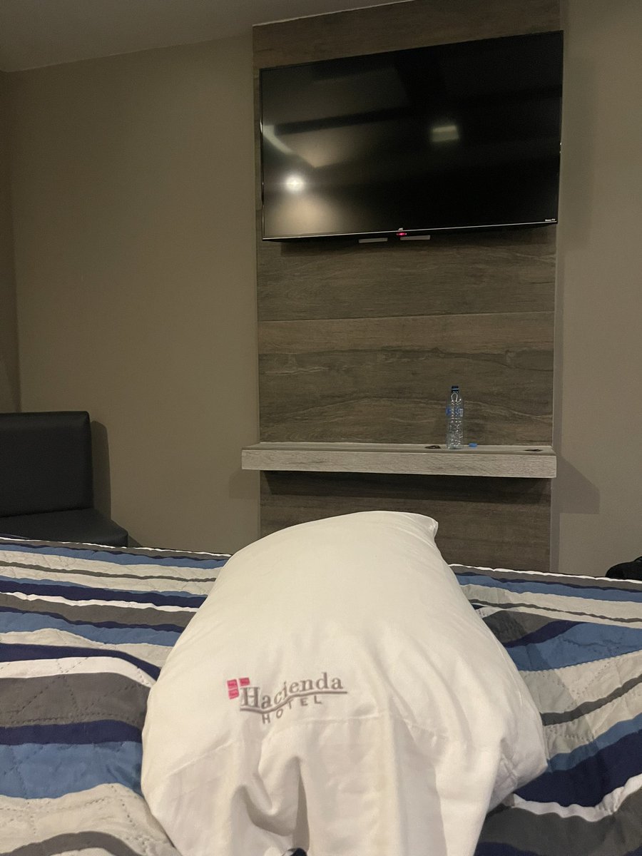 Alguna parejita que guste venir al hacienda habitación 321