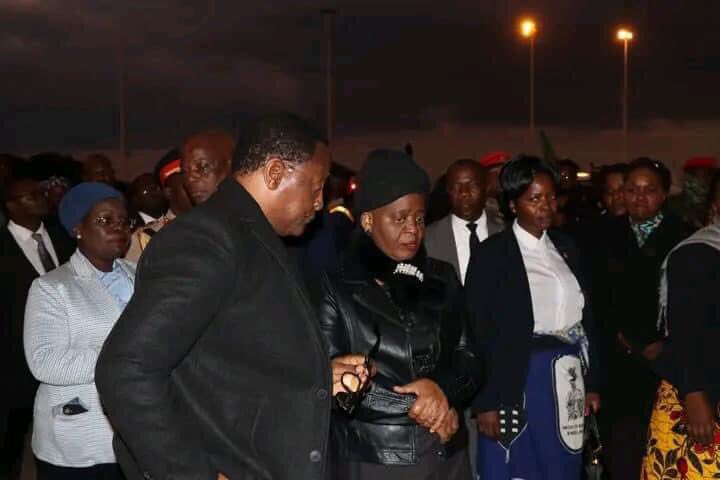 Malawi Declares 21-Days of Mourning for Vice-President Saulos Chilima

In response to the passing of Vice-President Saulos Chilima, Malawi has declared a 21-day period of mourning to honor his memory and contributions to the nation.

Source: SABC NEWS

#MoreTalkMoreMusic