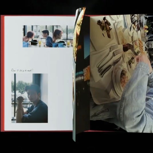 elle tweet media