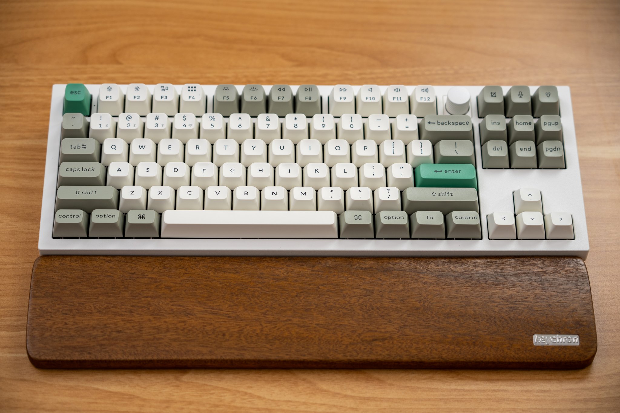 【新品未開封】Keychron K3 Max US配列 茶軸 新品未開封】Keychron K3 Max US配列 茶軸