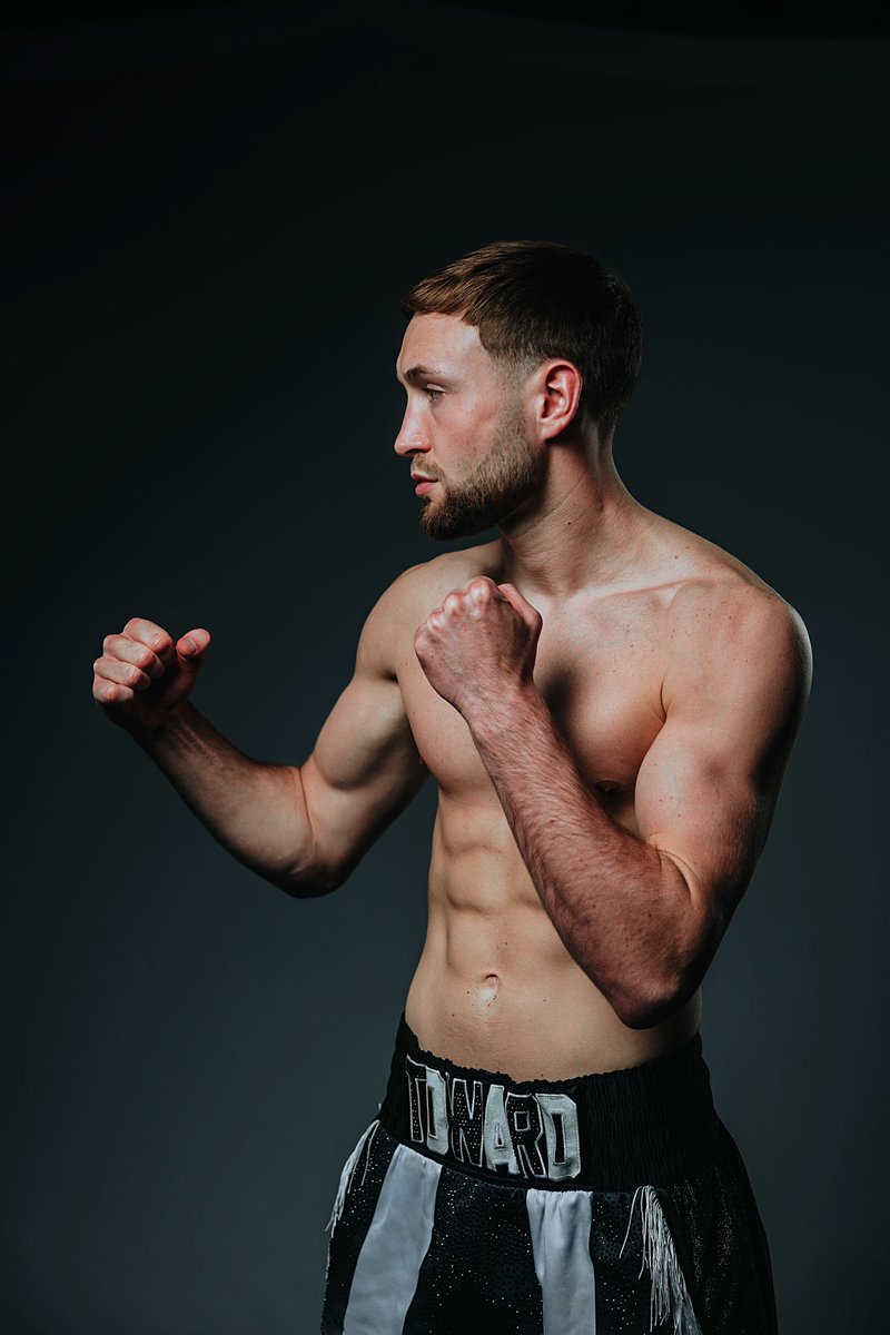 dan_toward's tweet photo. ITS FIGHT WEEK 👊🏼

watch me live on Channel5️⃣ this Friday❗️ https://t.co/rOVi45tVhL