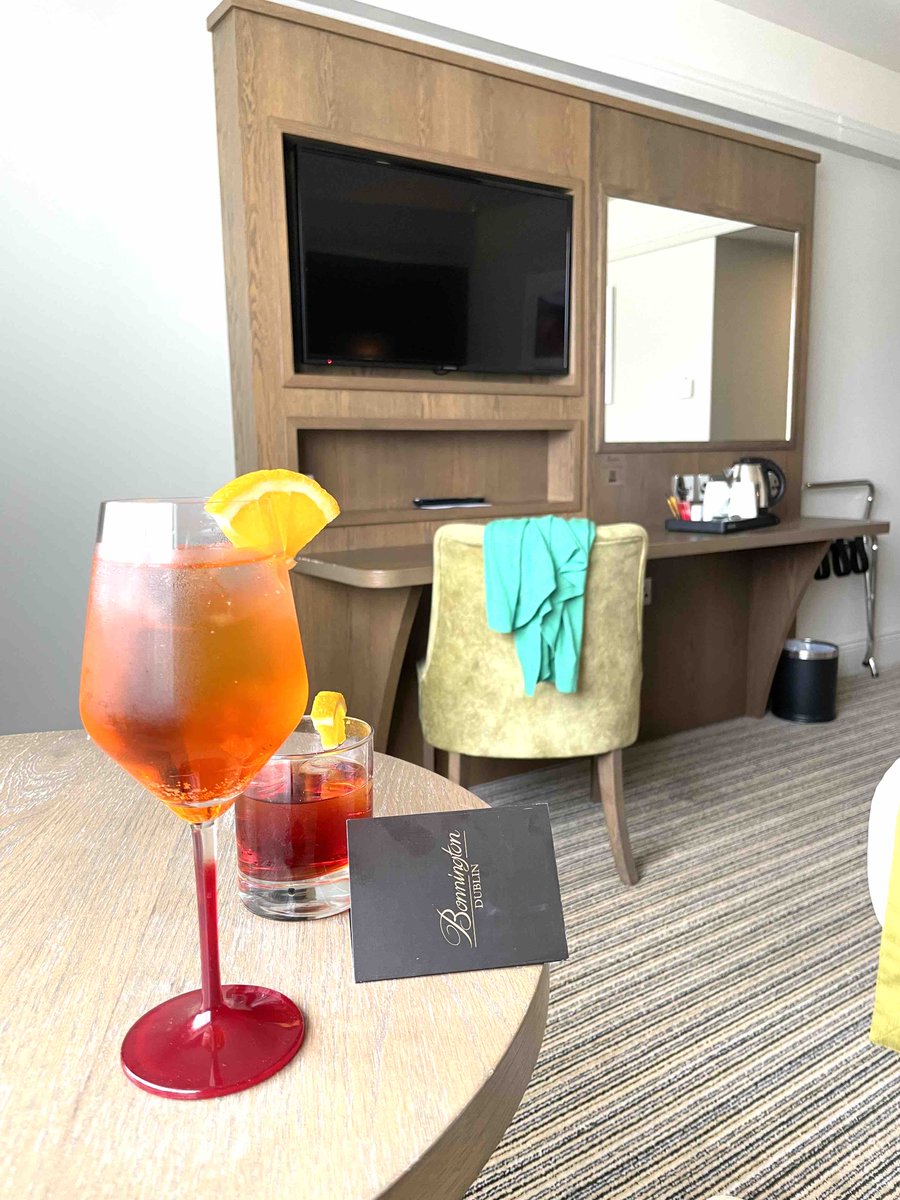 bonningtondub's tweet image. This Summer, savour delicious dishes from our new Croft Menu, enjoy iced handcrafted cocktails and dips in our luxurious 18-meter indoor heated pool….

More visit ~ ow.ly/nThg50SeQ94

#CulinaryDelight #HandcraftedCocktails #LuxuryPool #dublincity #dublinireland
