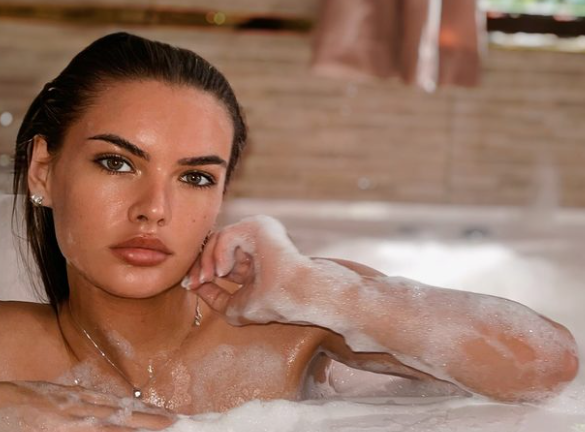 Get to know our TOP 20 performers and watch this baddie relaxing LIVE in her bath🛁💦 Right on https://t<a href="/tag/iknowmystatus"class="tags"><span>#iknowmystatus</span></a><a href="/tag/testlikeapornstar"class="tags"><span>#testlikeapornstar</span></a>