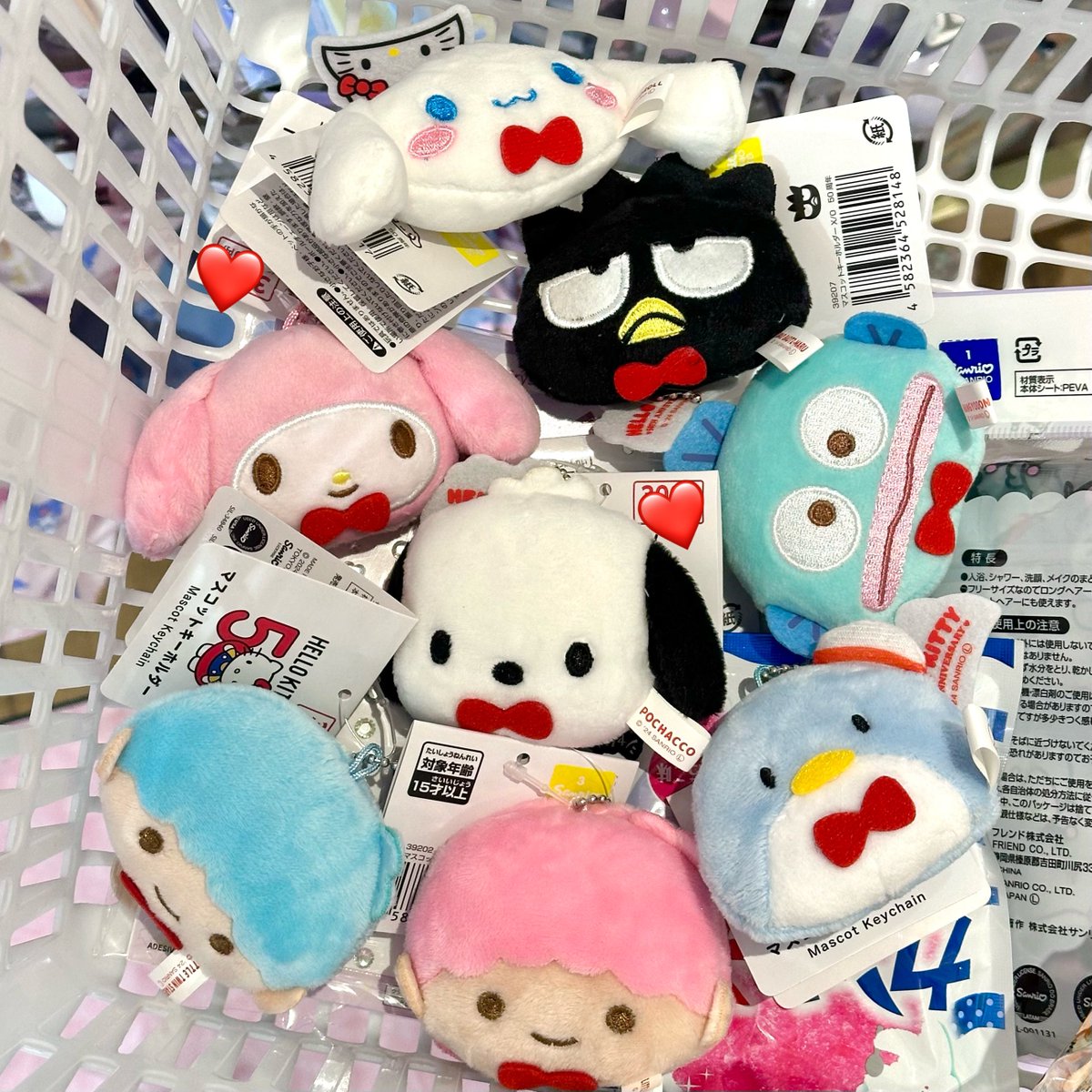 98carebears's tweet photo. รับ #หิ้วญี่ปุ่น พวงกุญแจ sanrio รุ่นจิ๋วชิ้นละ 180฿ เท่านั้นค่า ส่งของ 27/06/24 🤍 ค่าส่งเหมา 40฿ สนใจ dm ได้เลยค่า #ตลาดนัดsanrio https://t.co/oR82OWQAFI