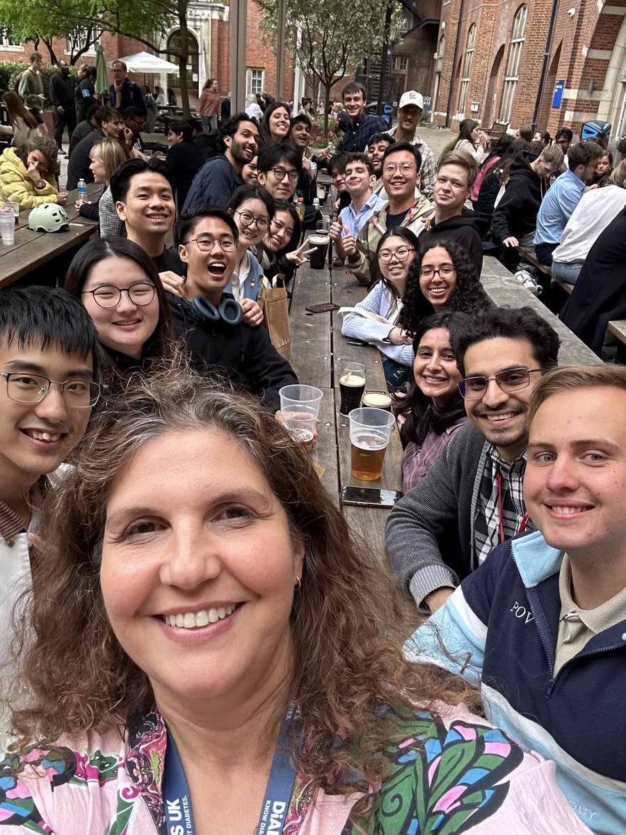 SalemLab (@vickysalem_lab) on Twitter photo <a href="/ImperialBioeng/">Bioengineering</a> undergrad and masters students working with us to beat diabetes. The future’s bright 💪🏼 <a href="/ImperialBioeng/">Bioengineering</a> undergrad and masters students working with us to beat diabetes. The future’s bright 💪🏼