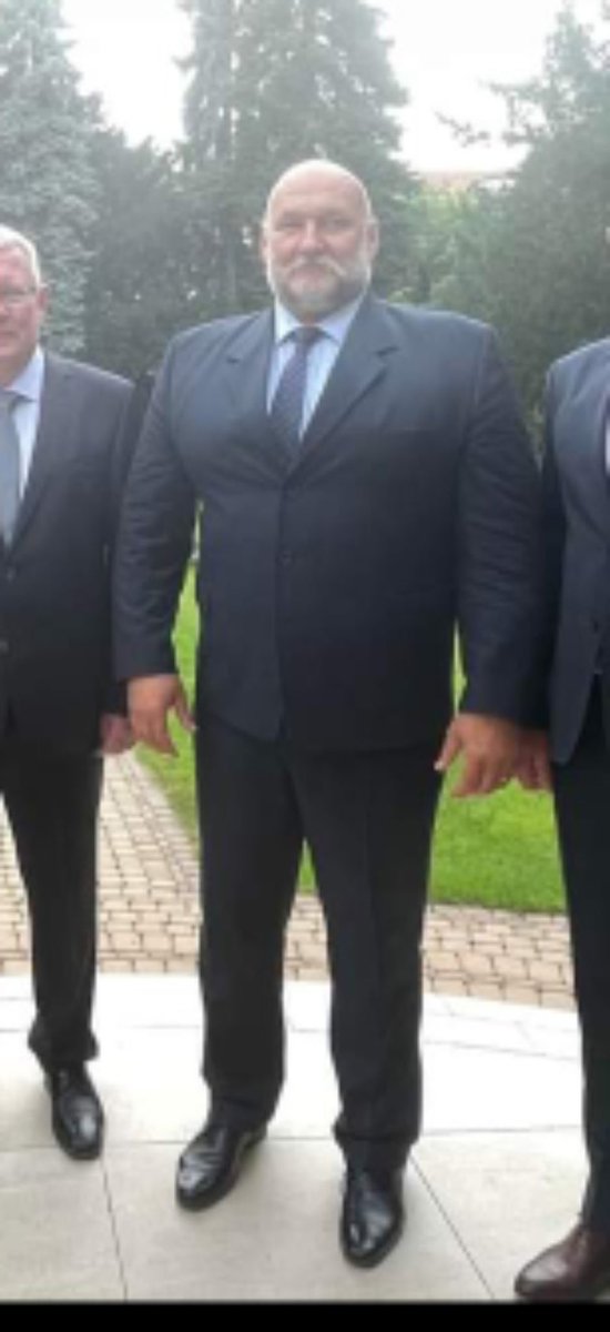 davidnecas_'s tweet photo. Ak vรกm niekedy bude zle, spomente si na gombรญky na Ivankovom saku๐ฅฒ
#model #gym #nojunkfood #purestrength https://t.co/qgTfZm4QEG