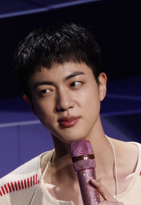 JIN UPDATES tweet media