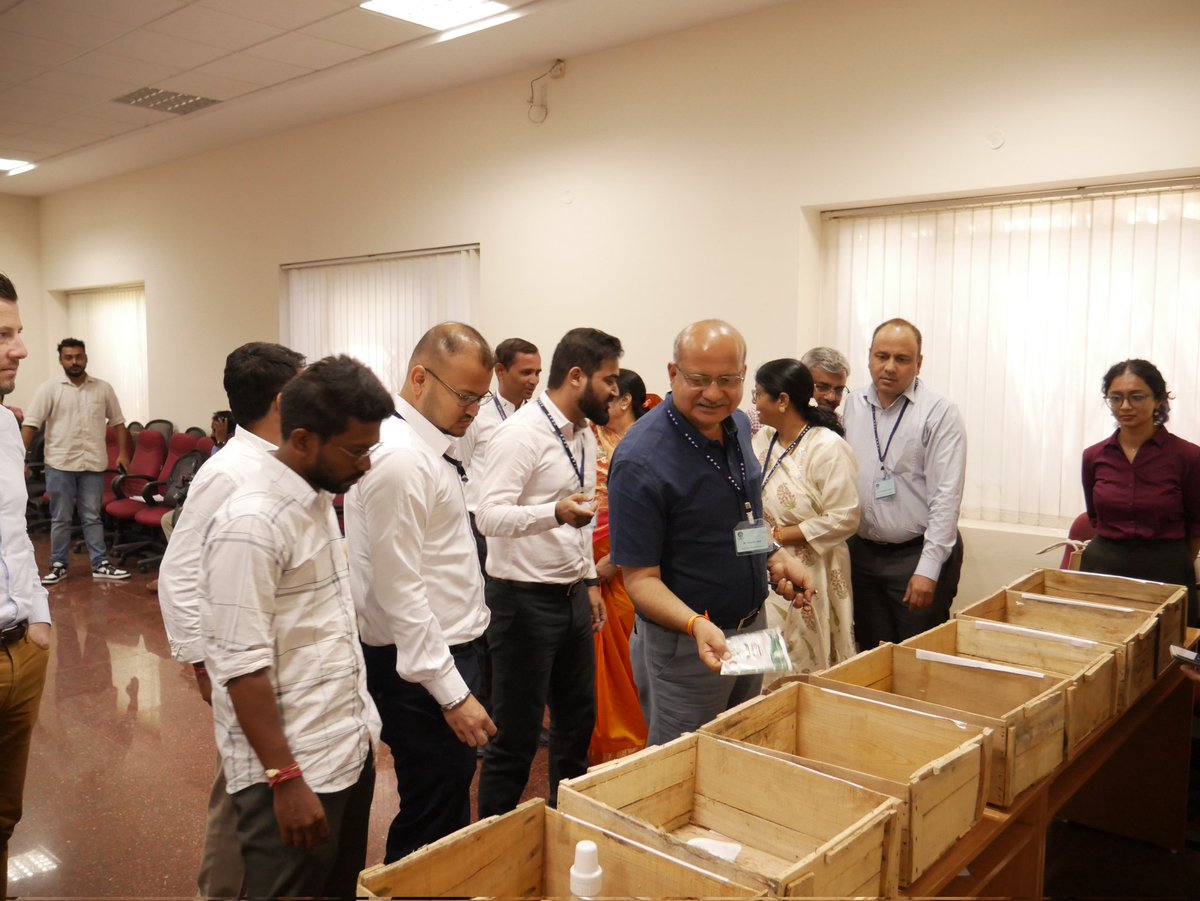 Urban Management - ASCI (@urban_asci) on Twitter photo <a href="/Chary_VSC/">V. Srinivas Chary</a> <a href="/ash_ergo/">Asher George</a> <a href="/SwachhBharatGov/">Swachh Bharat Urban</a> Glimpses from the group activity.
#sanitation #plasticwaste #wastamanagement #urbanmanagement #peerlearninf <a href="/Chary_VSC/">V. Srinivas Chary</a> <a href="/ash_ergo/">Asher George</a> <a href="/SwachhBharatGov/">Swachh Bharat Urban</a> Glimpses from the group activity.
#sanitation #plasticwaste #wastamanagement #urbanmanagement #peerlearninf