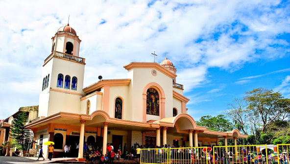 javierleoncio49's tweet photo. Hoy 13 de junio se celebra el patrón de la ciudad de Iriga en Filipinas, San Antonio de Padua, que fue fundada hace 446 años como visita franciscana en 1578. @TourismPHL,@ICEXFilipinas,@ConEspManila,@EmbEspFilipinas,#iriga,#CamSur,#Filipinas https://t.co/MKruE2cUii