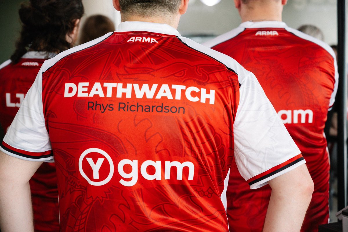YgamUK's tweet photo. ๐ด๓ ง๓ ข๓ ท๓ ฌ๓ ณ๓ ฟ Proud to be part of the @EsportsWales team. #RepTheDragon https://t.co/fUbb7XYG2E