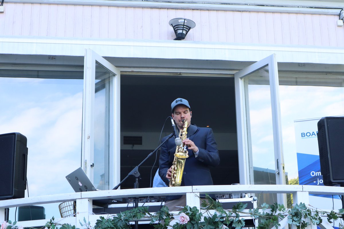 Boardmanin kesäjuhlia vietettiin eilen Kaivohuoneella. Kiitos kesäjuhlien osallistujat, te teitte juhlasta juhlan! 

We celebrated Boardman's summer party yesterday at Kaivohuone. Thank you to all the participants; you made the party a true celebration! ✨

 #Boardmankesä