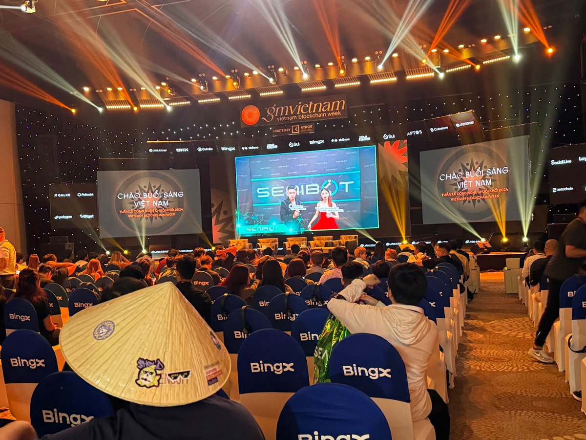 I came back safely after my schedule in Vietnam.
It was my first time on Vietnam's schedule, but it was as intense as the rising sun again, and it was enough to show a firm will.

GM Vietnam is Vietnam's largest blockchain event, and it was enough to see the mood of the