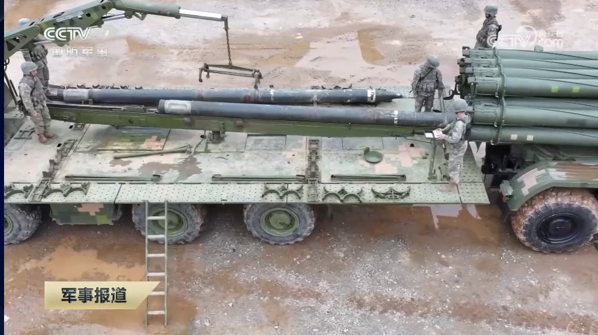 jesusfroman's tweet photo. 1/7 (THREAD) Yesterday, CCTV7 published a report on the 300mm 12-tube PHL-03 truck-mounted long-range multiple rocket launcher in use by a 🇨🇳PLAGF 71st Group Army Brigade (probably 71st Artillery Bde) in the Eastern Theater Command. Let's take a look at what they trained... https://t.co/NcqcokN6ko