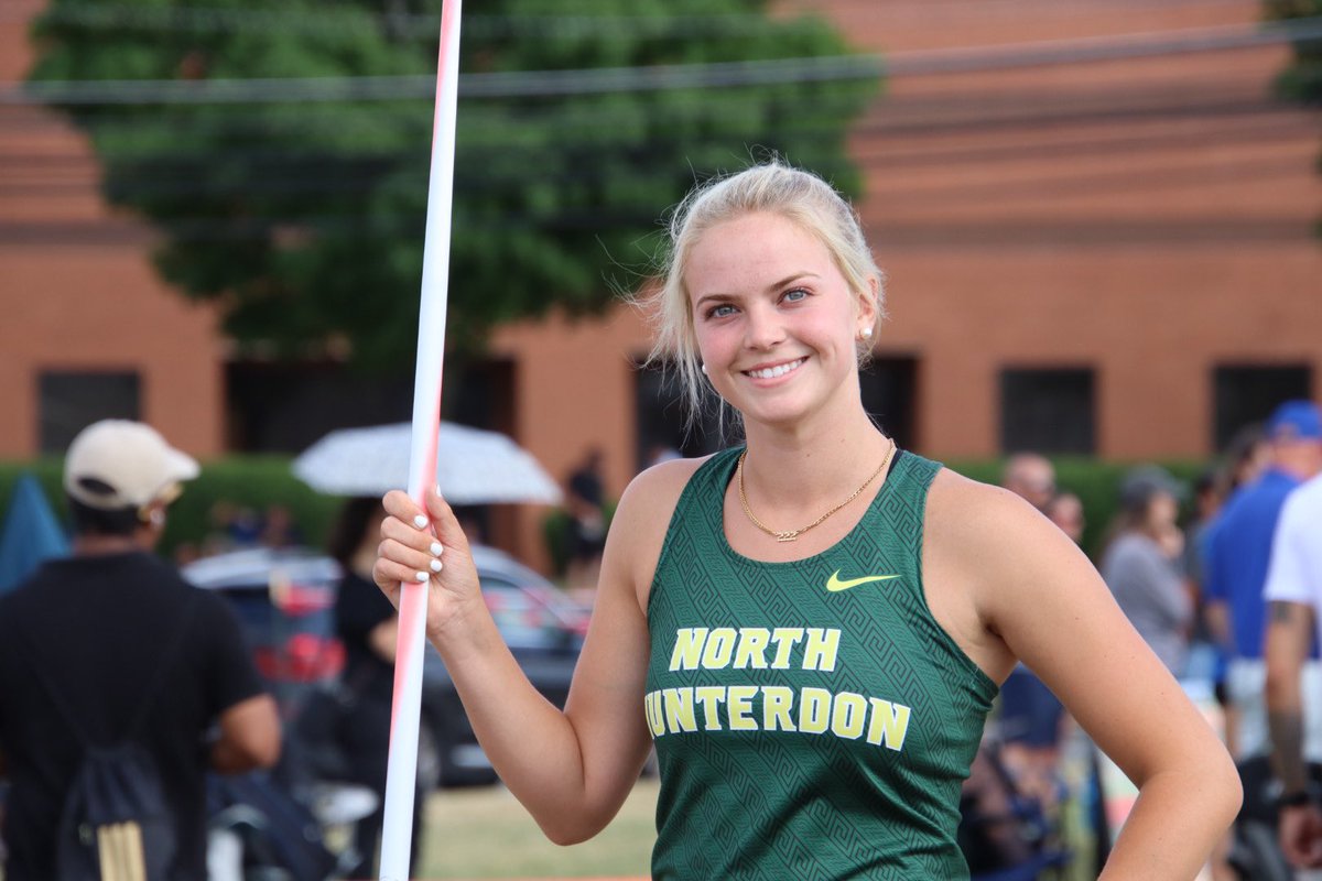 North Girls Running tweet media