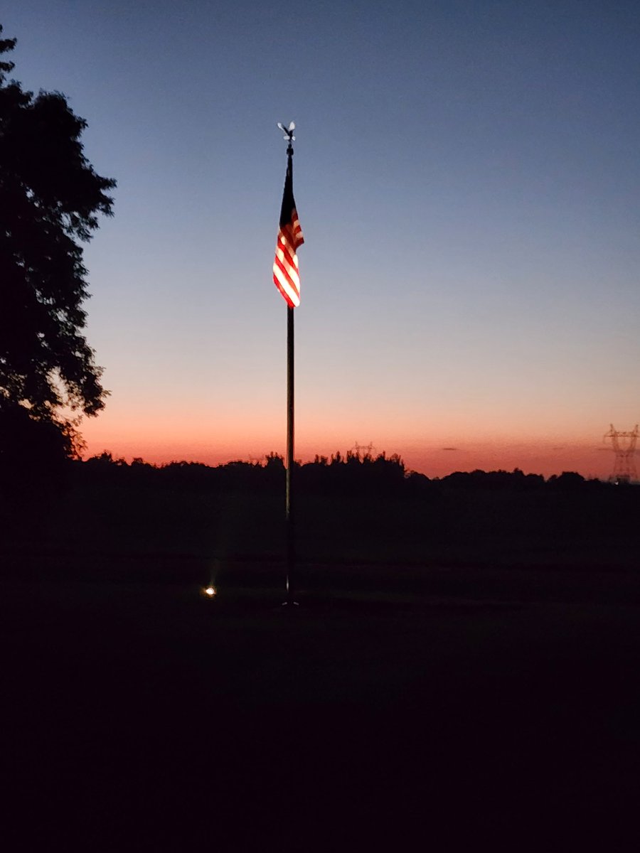 1970GTO's tweet photo. Long time coming. Flag is up and flying. https://t.co/ixcQEa16yB