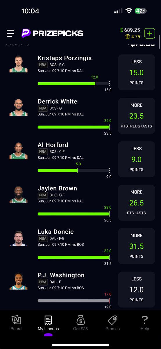 LUCA_Xander's tweet photo. @PJWashington this is the second time youve fucked up my 6 man in the past week

for the first 3 quarters you didnt do anything the last 5 minutes you didnt do anything but you had to take that free throw that wouldnt have affected the score either way

thats 1400$ ive missed out https://t.co/ZQViUV4Ymi