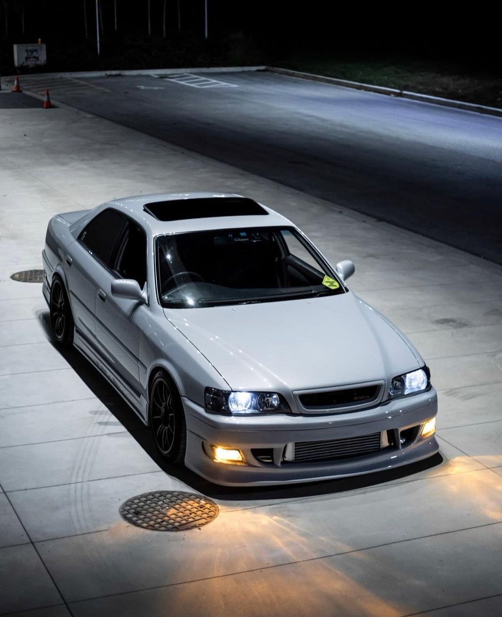 CarsPicBot's tweet photo. #Toyota_Chaser_(X100) https://t.co/m8ZemqfJWQ