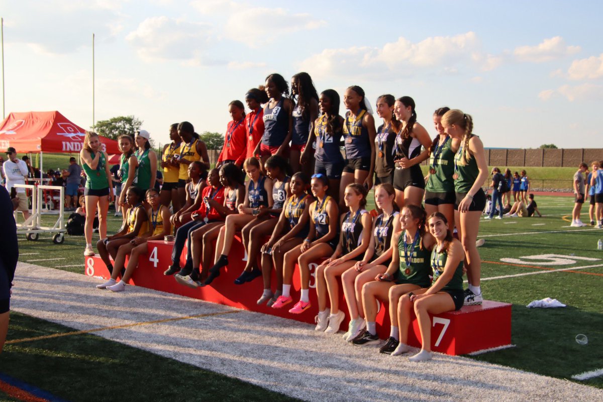 North Girls Running tweet media