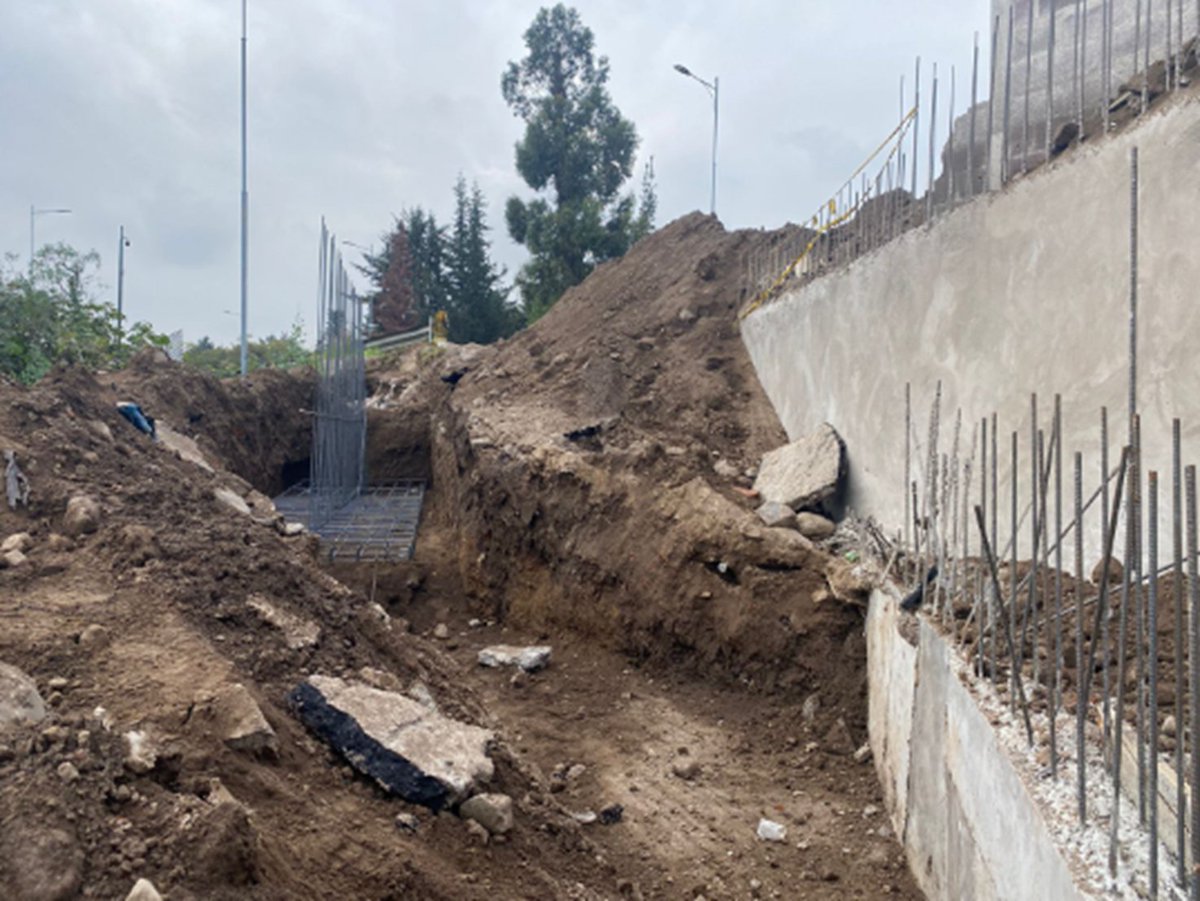 No Alcalde <a href="/pabelml/">Pabel Muñoz L.</a> , tratar así la #QuebradaRumihuaico no está bien ¡Es patrimonio histórico, cultural, natural y paisajístico de #Tumbaco!