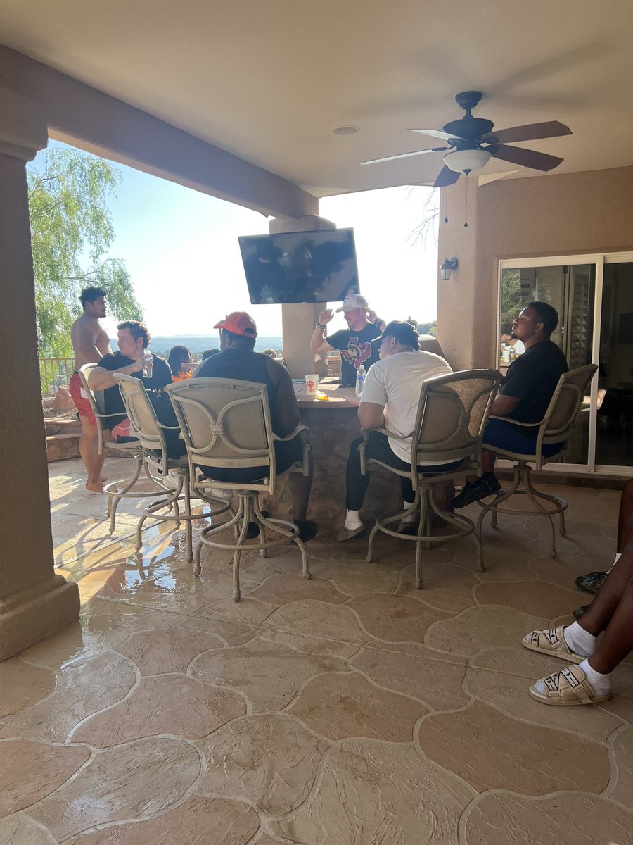 Scotty Walden (@coachswutep) on Twitter photo Night 1 of position groups at the house was ELITE π―
<a href="/UTEPFB/">UTEP Football</a> OL/DL set the toneβΌοΈ
There was NO TOE DIPPING in this pool π₯
Awesome night of fellowship with the BIG guys π π΅
#UnityIsTheSecretβοΈ Night 1 of position groups at the house was ELITE π―
<a href="/UTEPFB/">UTEP Football</a> OL/DL set the toneβΌοΈ
There was NO TOE DIPPING in this pool π₯
Awesome night of fellowship with the BIG guys π π΅
#UnityIsTheSecretβοΈ