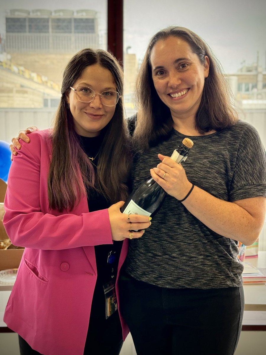 shekinaglz's tweet photo. I am Phinally Done ☺️🍾. This has been one of the most difficult years, yet the support has been immense. 
I am so grateful. Thank you, Drs. Van Tyne &amp; Janet Lee, my amazing #girlboss  mentors. 💕
&amp;my mom+sister making it better everyday🙌
@DariaVanTyne @VanTyneLab @JanetSLee1 https://t.co/i1XQD0Pvap