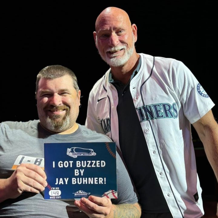 Muckleshoot_C's tweet image. Our lucky guests that got Jay Buhner’s Buzz Cuts tonight! 💈⚾️ What a fun opportunity to meet a @Mariners legend! Don’t forget tomorrow is Buhner Buzz Night at the Victory Hall! Get your tickets! 🧢 #jaybuhner