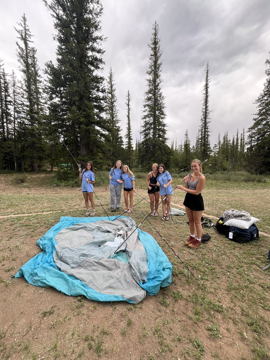We have arrived at base camp in Utah and are setting up our tents! This place is absolutely beautiful!🤩⛺️🌲 

🚐 #summerfieldstudies2024 ☀️