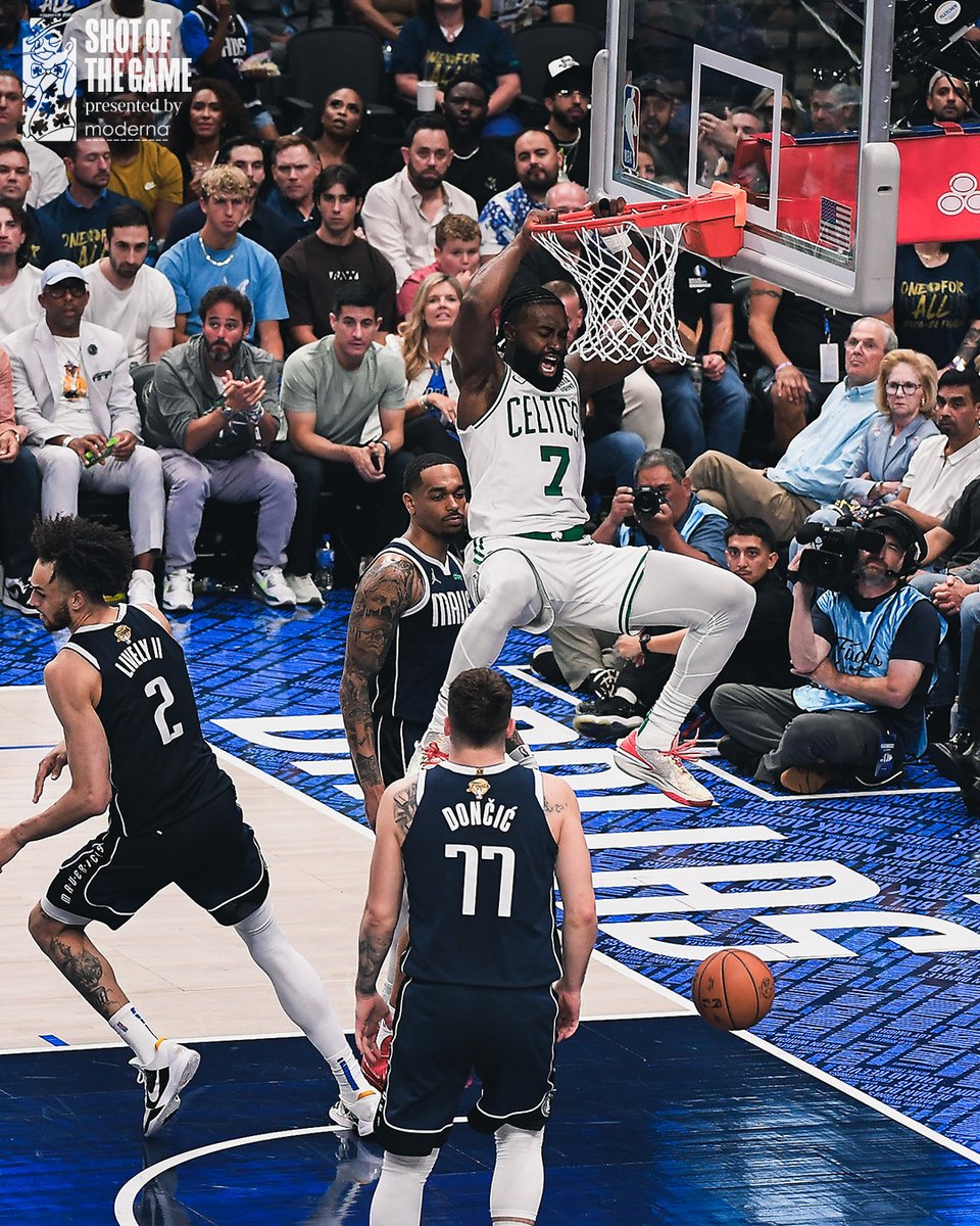 celtics's tweet photo. Eyes on the prize ⏳ https://t.co/3dX91uhl1l