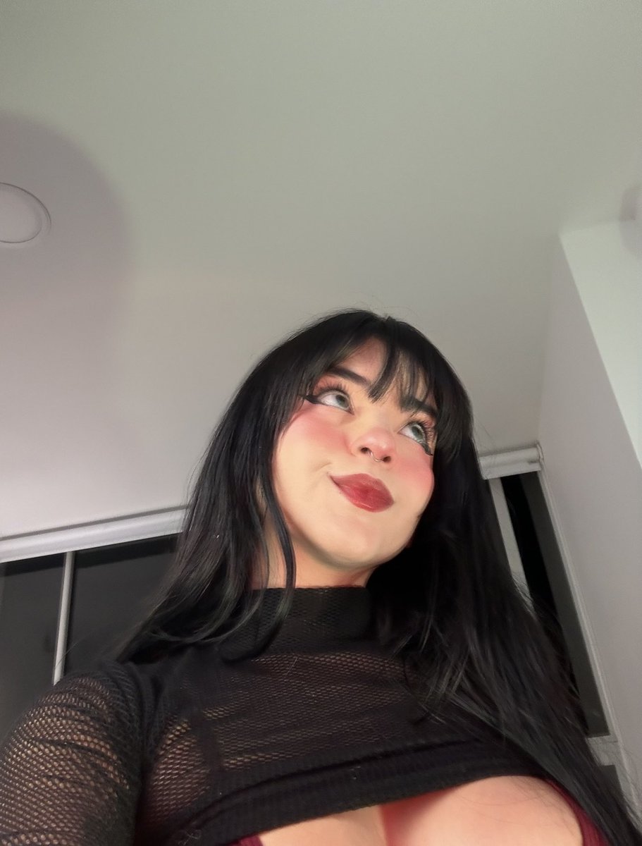 MingUe27's tweet image. Hi ❤️