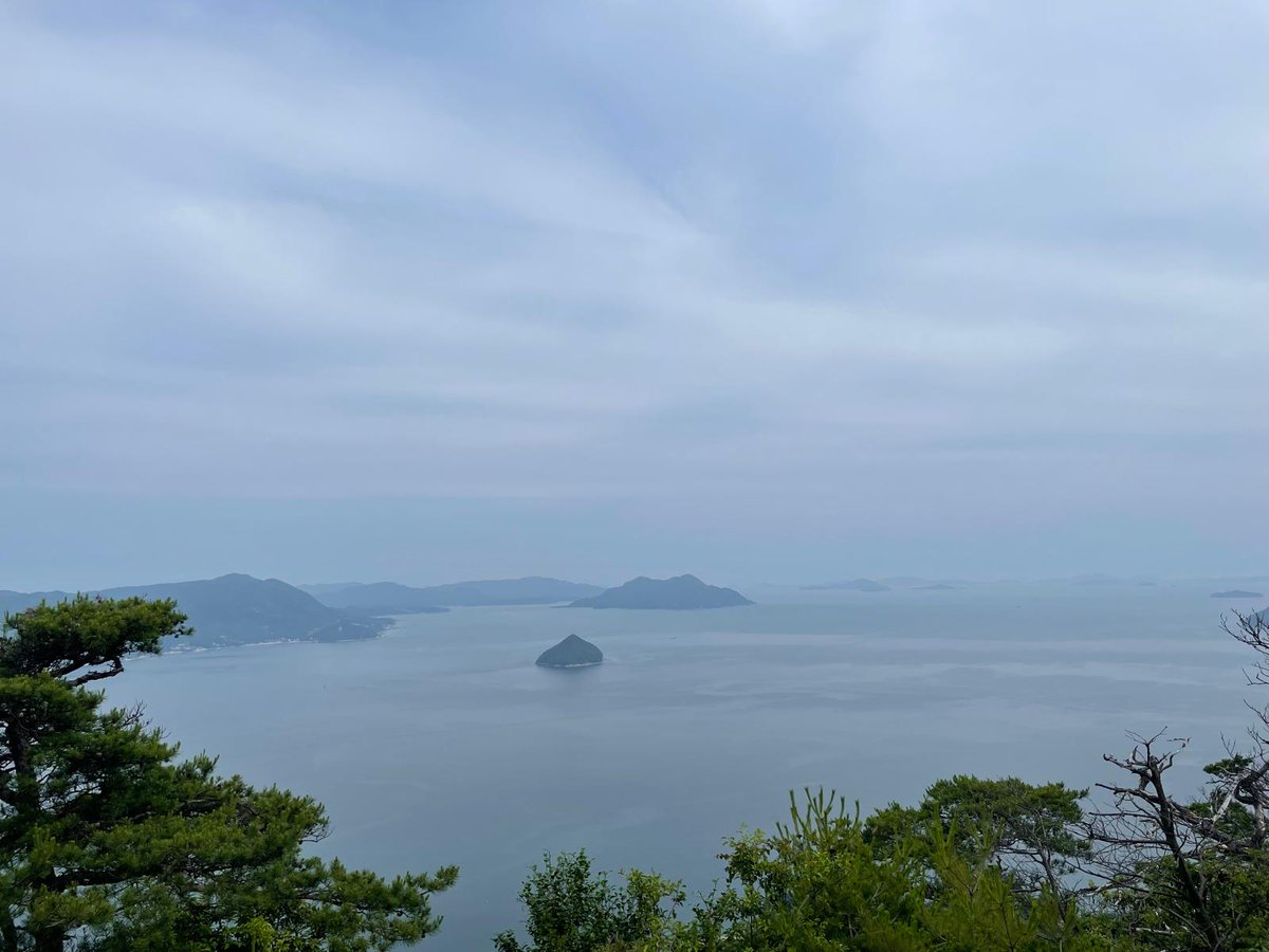 DavidHughes6ed's tweet photo. Golygfeydd godidog o fynydd Misen. Wonderful views on Mount Misen. https://t.co/GjomWYLjIB