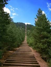 PlantBoyz69's tweet image. Streamed going up the incline in manitou springs today. A 2744 step stair case straight up a dang mountain! Surprised I managed to pull it off and have good signal the whole way up. Fun day