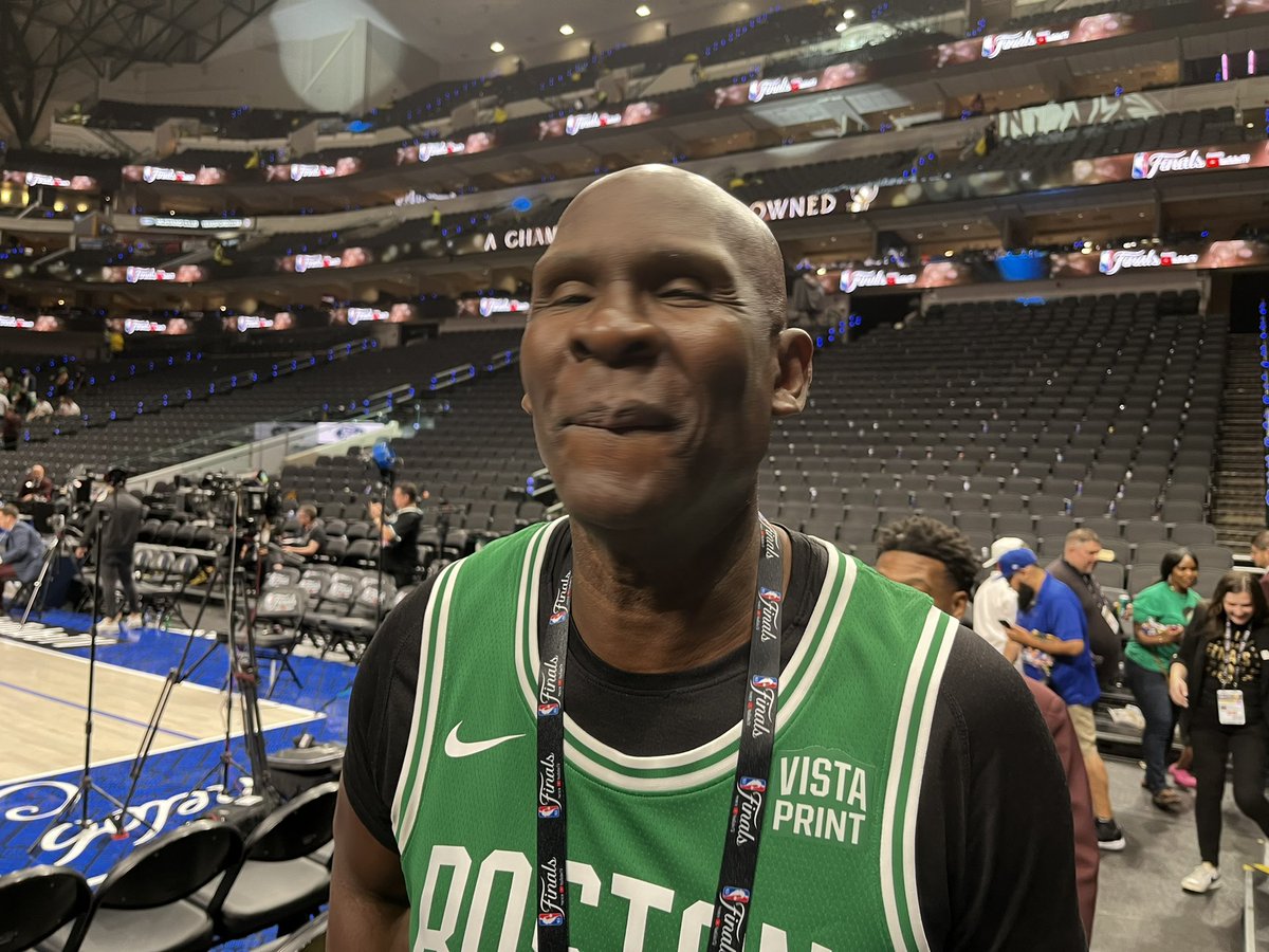 Contento Tito Horford con el triunfo de Boston y de su hijo. Vaticina barrida. Solobasquet.online