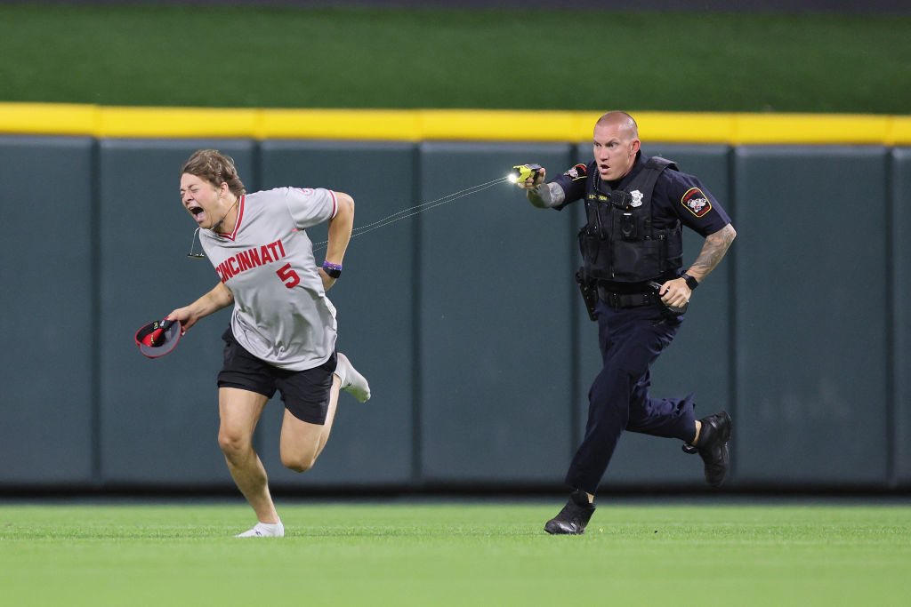 Investment banking VP when an analyst tries to leave the office at 11:30 PM on a Friday
