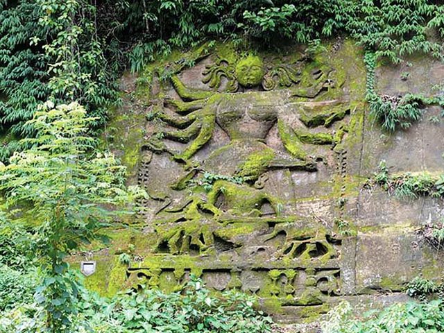 PurnimaHazra11's tweet photo. #Chabimura is an astonishing archaeological site of Tripura,which demonstrates the unique cultural and tribal heritage of northeastern.Chabimura is home to a series of extraordinary rock-cut carvings of Hindu divinities,engraved on the hills tht line the banks of the Gomati River https://t.co/01vAOadmxb