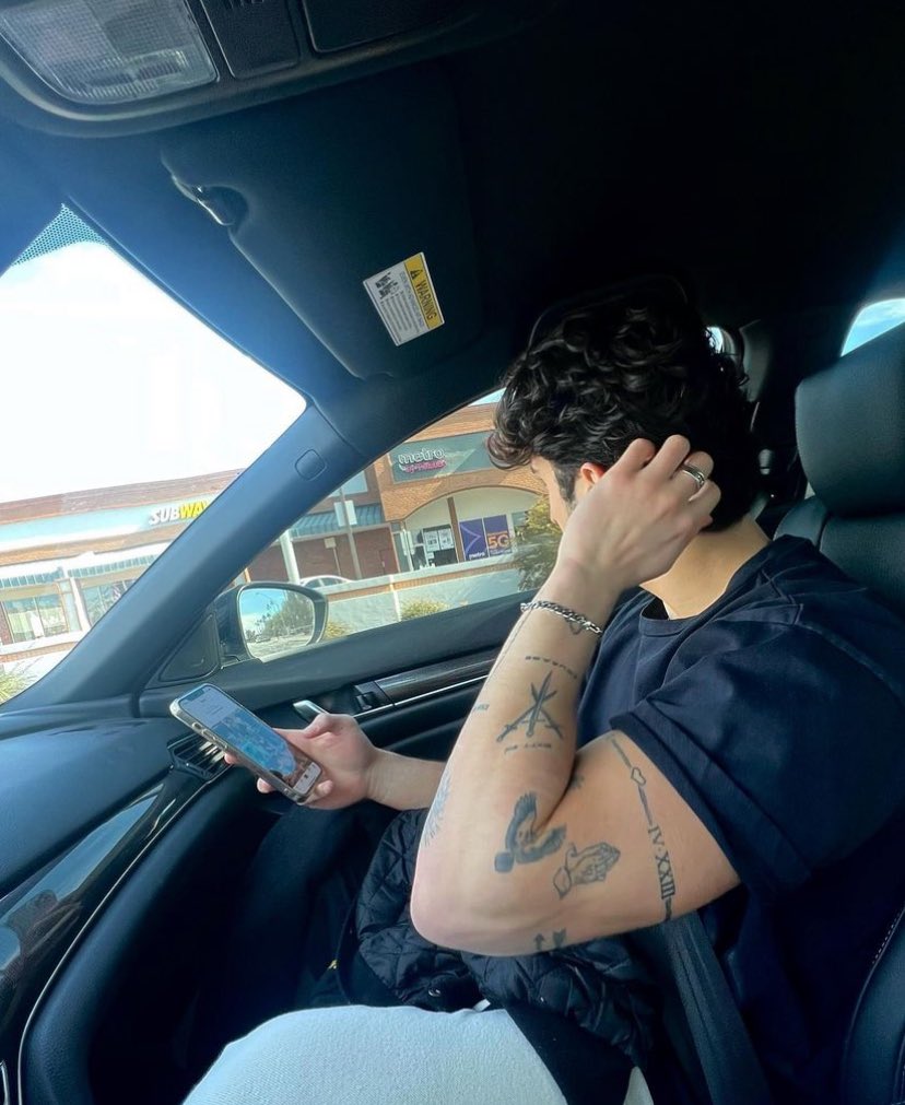 🦇⋆ TIERIAN MURDOCK ⋆

                  -MARVEL RP

— tiermurdxck.carrd.co ✯