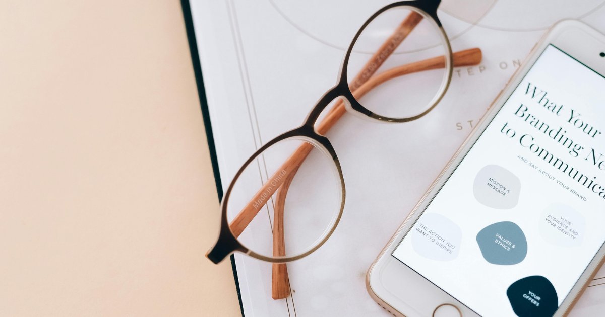 Learn how to build (or build up) your brand as an author—from finding online platforms that work for you, to growing your profile, publicity tips, and more!

WHEN? Sat, 29 June, 10am-1pm
WHERE? Online

writerssa.org.au/event-registra…