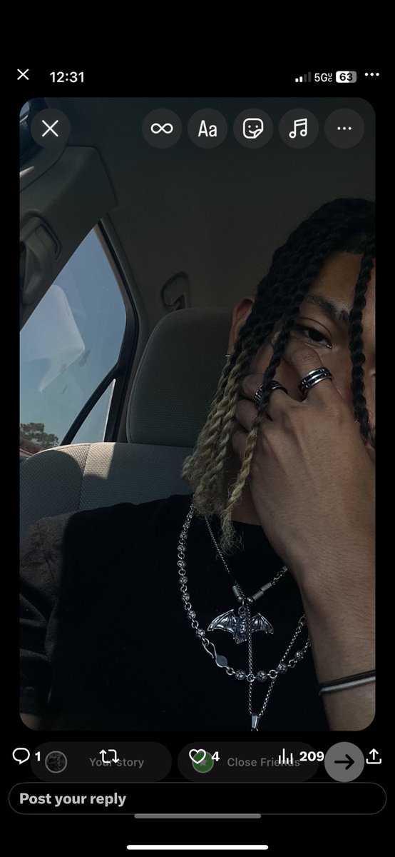 apoctiq's tweet photo. @mizuluvrr aint this you?☠️☠️ corny ahh nigga really hit the “baaaaakaaaaa” and thought it was hard😂😂😂🙏 https://t.co/7Y3khHOppQ