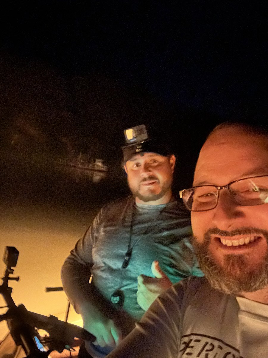 DreadPiratesRob's tweet photo. Bow fishing time! LFG! #SnakeHeads #BowFishing https://t.co/gkUGmfEOAs