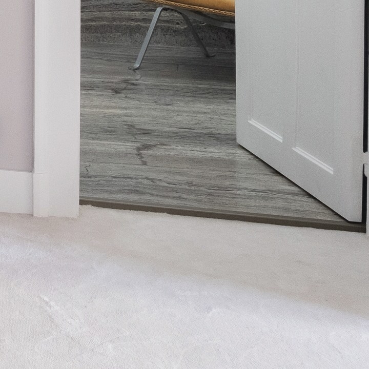 With 144 colour options, our Richelieu family of stylish carpets makes it easy to tailor your home to suit your style without compromising on luxury and cosiness.